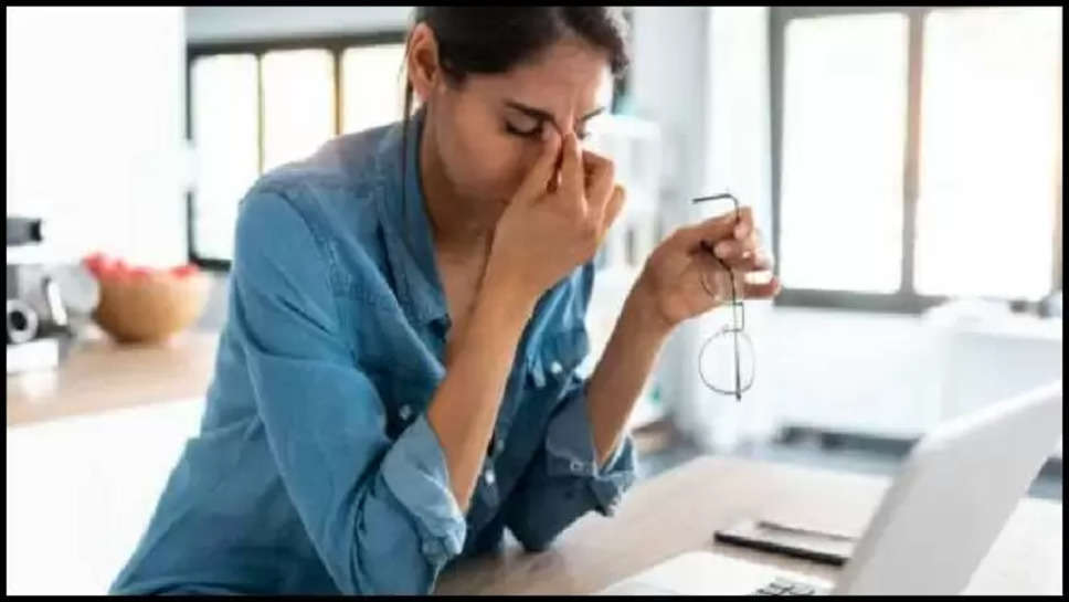 eye strain ,health tips ,health care ,beauty ,eye care tips ,how do you fix eye fatigue,what causes eye muscle fatigue,how to reduce strain on eyes,why do my eyes get tired reading,what are the symptoms of muscle weakness in the eye,आप आंखों की थकान कैसे ठीक करते हैं,tired sore eyes no energy,eyes feel heavy and tired all the time,how to relieve eye strain,eye fatigue symptoms,how to relieve eye strain fast,why do my eyes feel heavy and blurry,symptoms of eye strain from screens,eye strain in one eye , lifestyle,health,healthy lifestyle,eye fatigue tips,eyes relaxing tips,pandemic eye fatigue,screen time,हेल्थ टिप्स,आंखों की थकान,आंखों को आराम के टिप्स,स्क्रीन टाइम