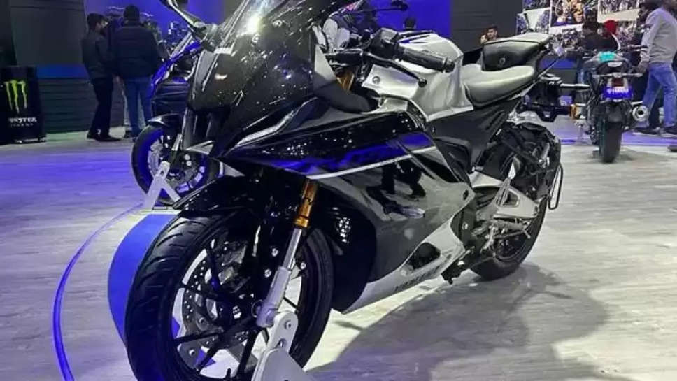 Yamaha R15M 2024